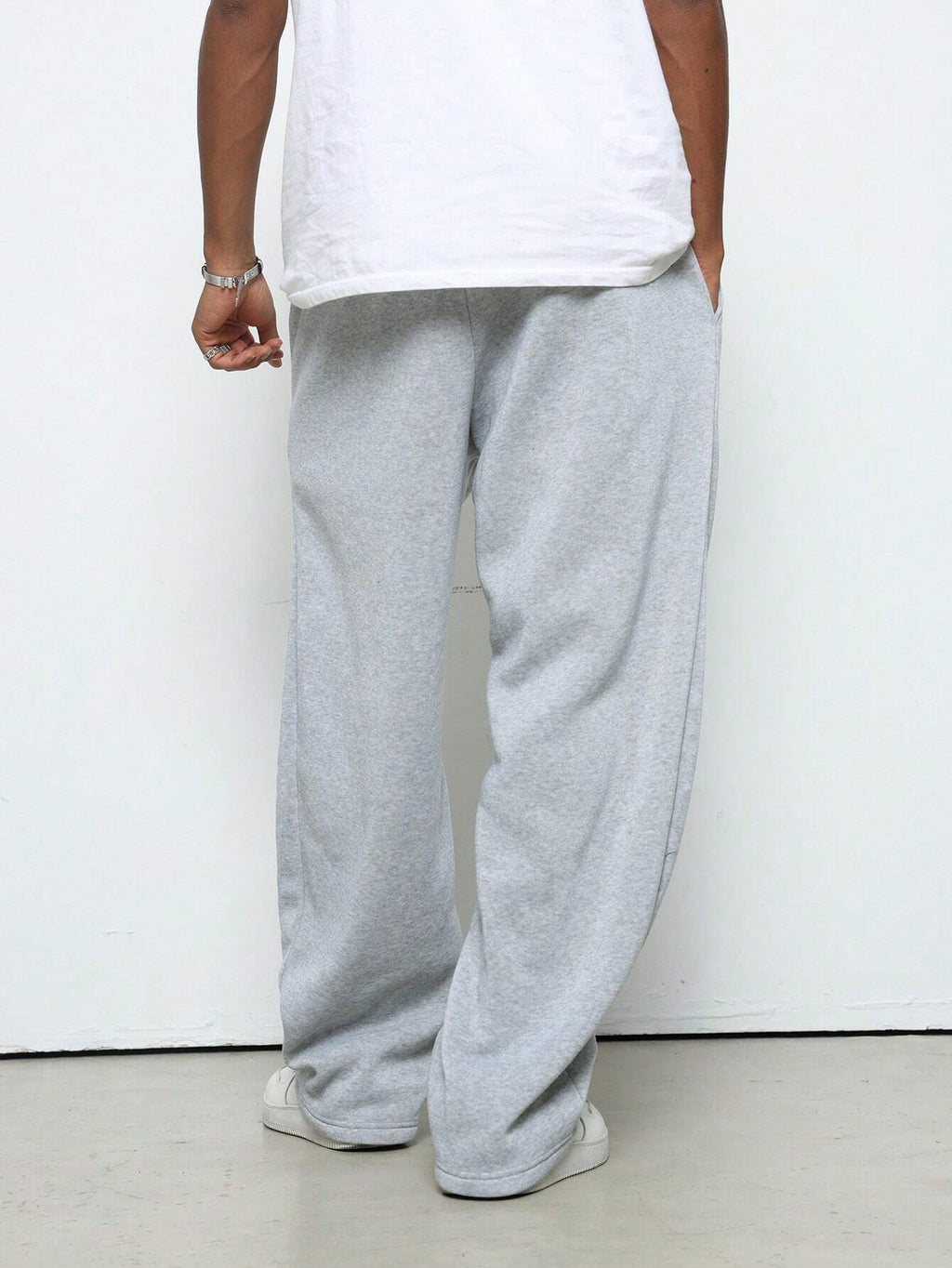loose casual jogging pants