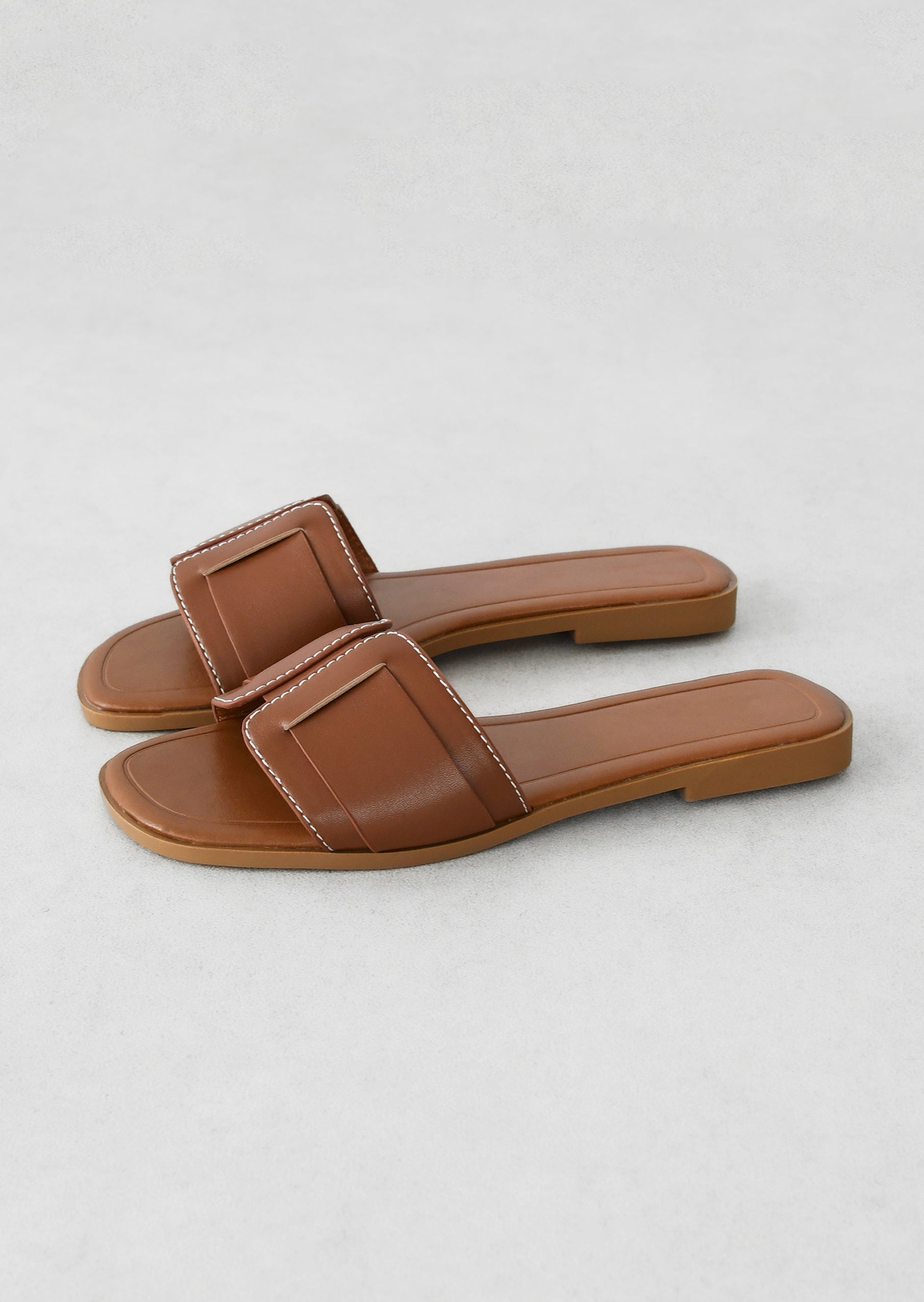 Elegant and comfortable sandals for summer
