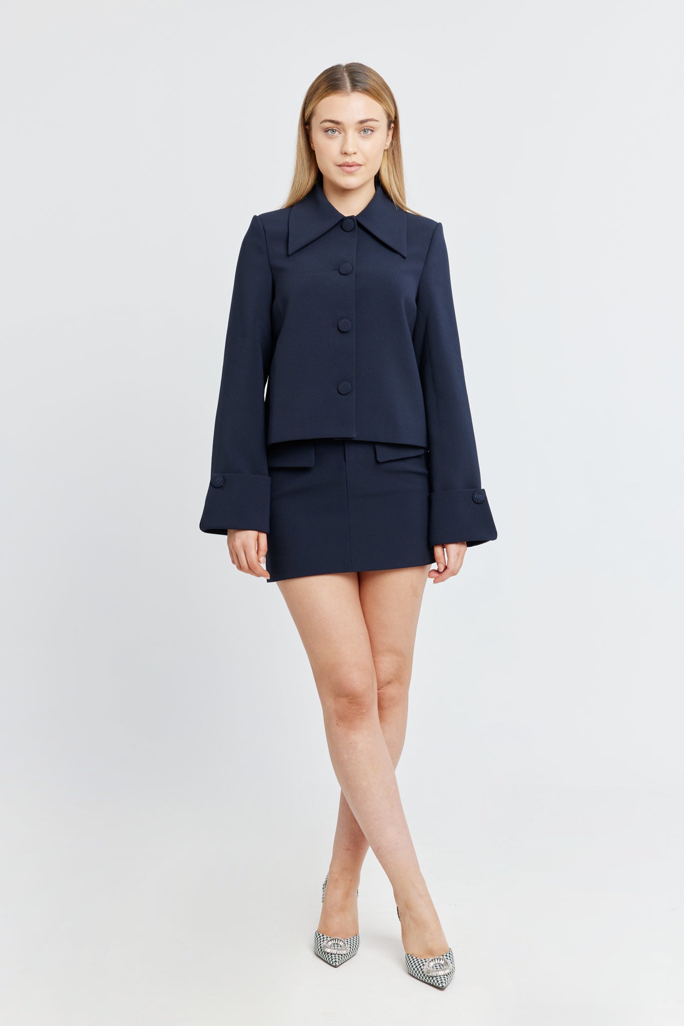 Muse Coat - Elegant and Stylish Design for Every Occasion