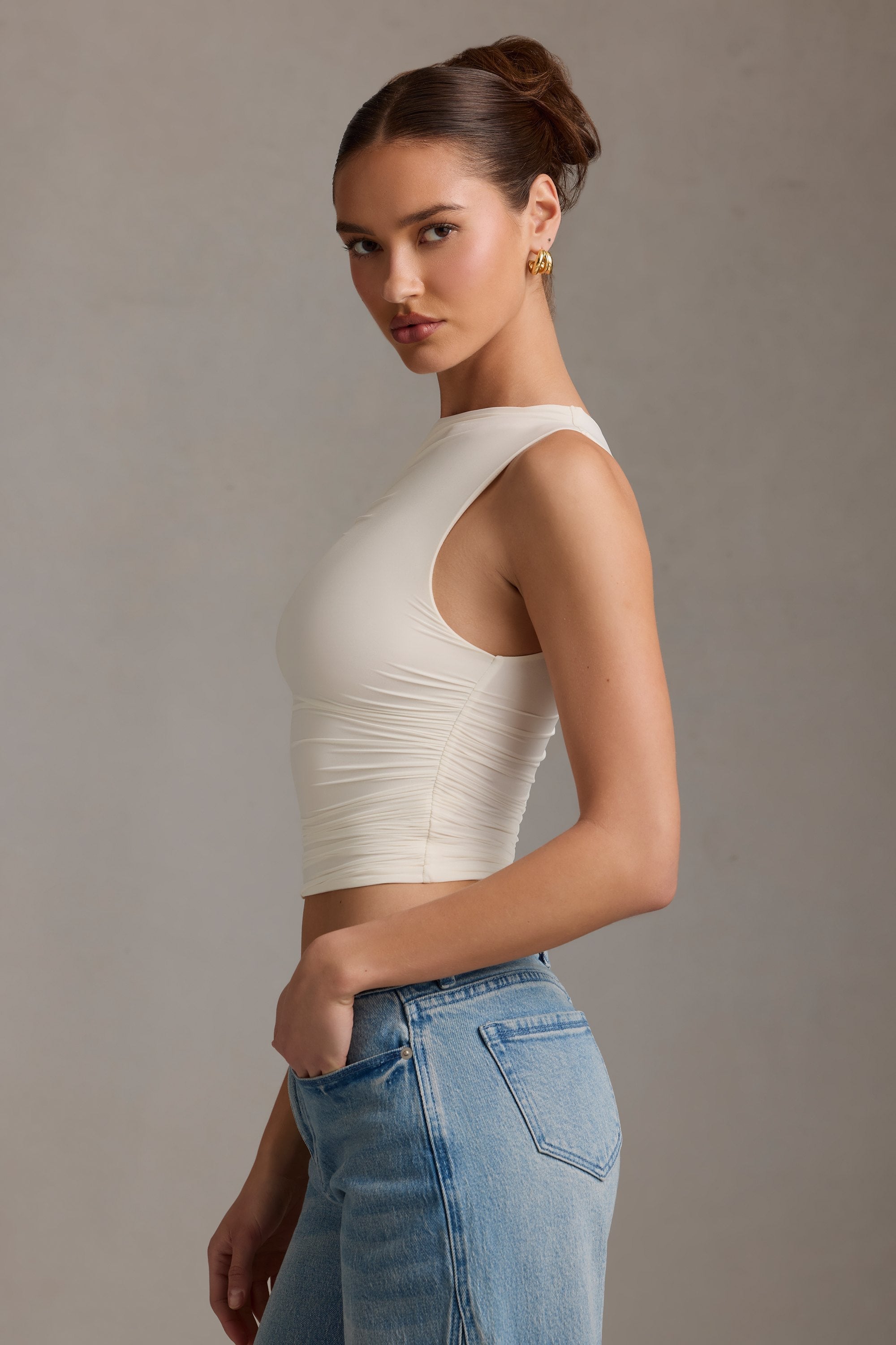 Chic Asymmetric Ruffled Tank Top in Cream Vanilla