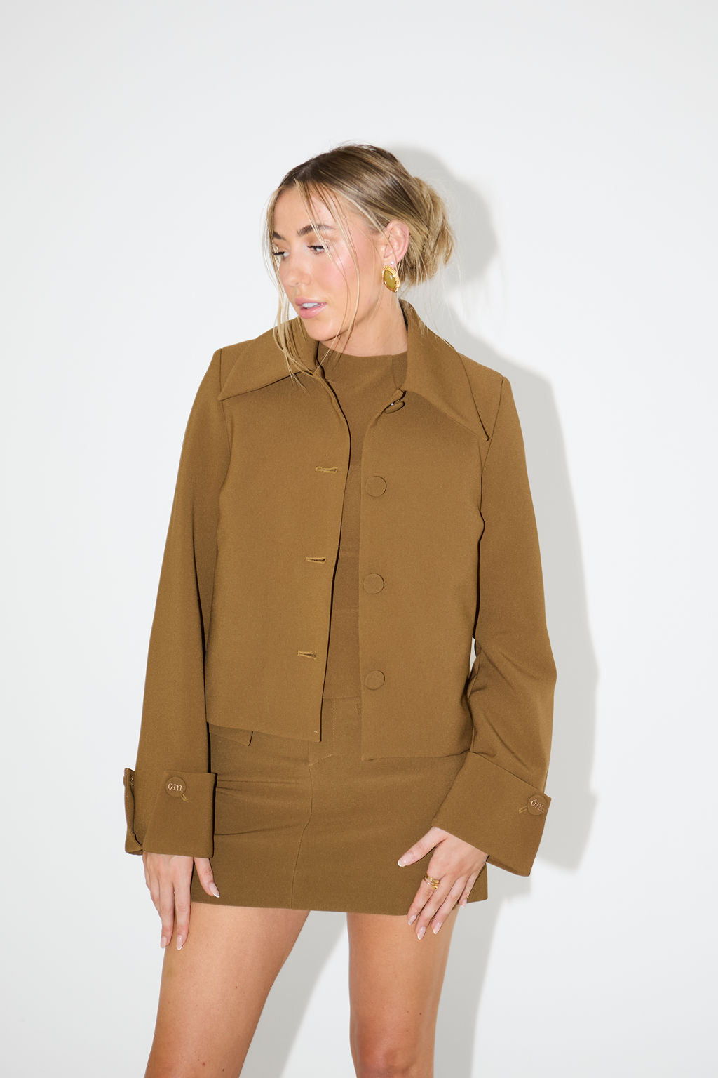 Muse Coat - Elegant and Stylish Design for Every Occasion
