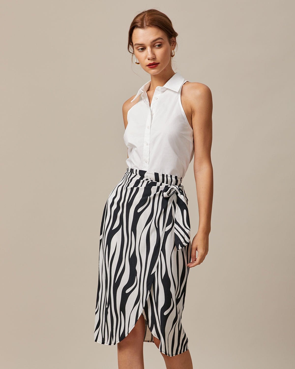 Chic White Sleeveless Shirt with Collar Sewing