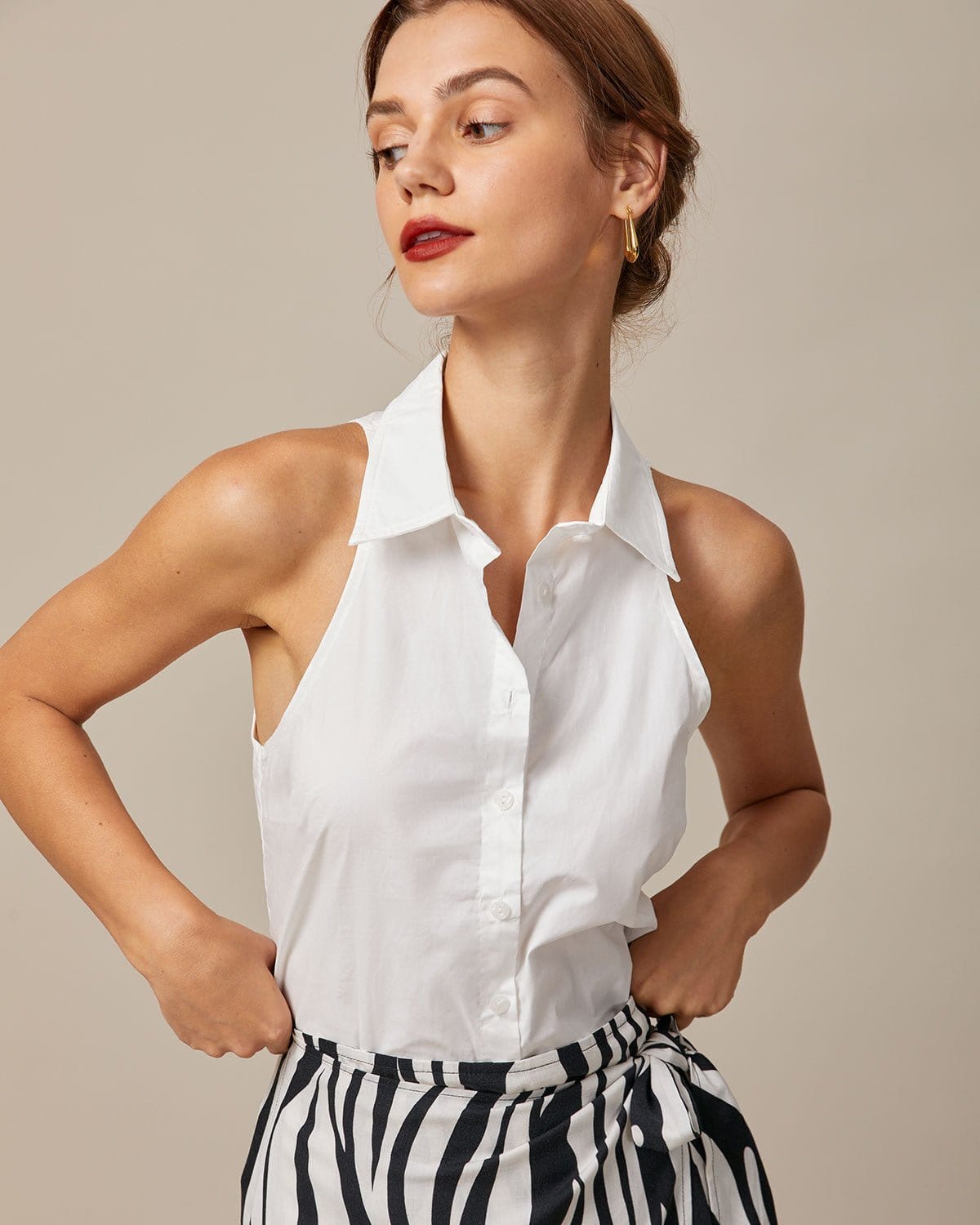 Chic White Sleeveless Shirt with Collar Sewing